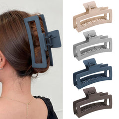 ZYTJ front view of XL claw clip showing secure closure and hold